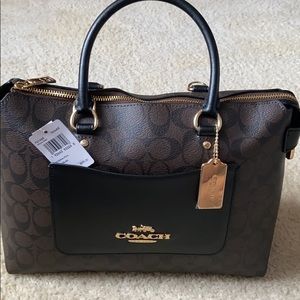 Ladies Coach Purse